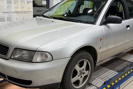 Audi A4 136.000 km 999 &euro; Frankfurt am Main 65936