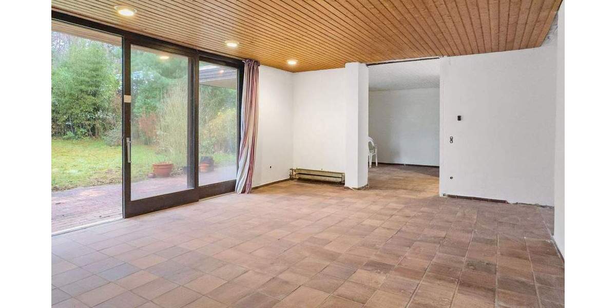 Großzügiger Bungalow mit Garten in Darmstadt-Kranichstein 5 zimmer