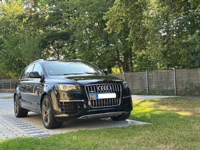 Q7