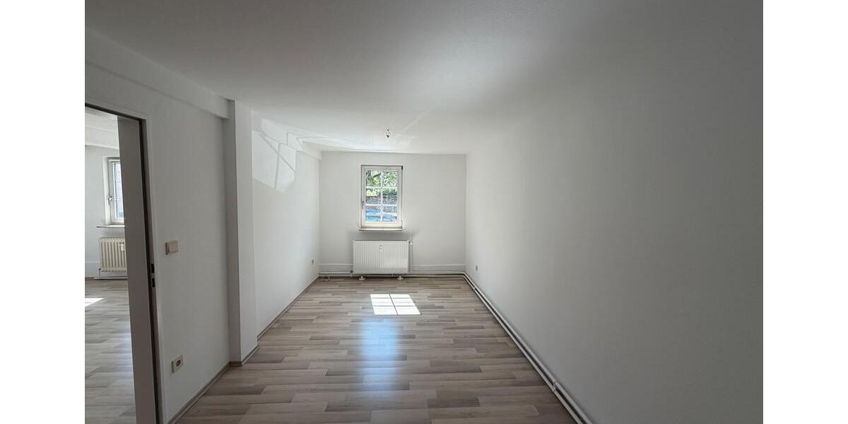 Erdgeschoßwohnung Frankfurt am Main Unterliederbach - 3 Zimmer, 83 m&sup2;, 1.300&euro; | Angebot:26639041