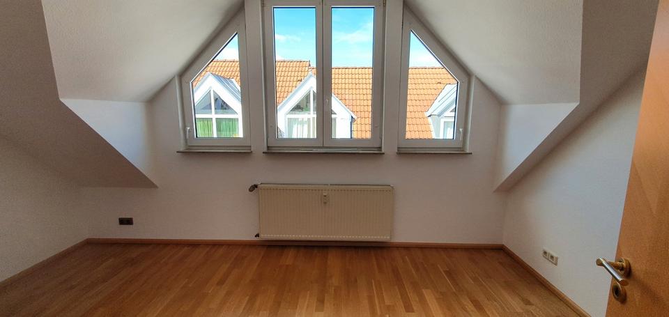 Dachgeschoßwohnung Bad Vilbel - 3 Zimmer, 88 m&sup2;, 398.000&euro; | Angebot:26866336