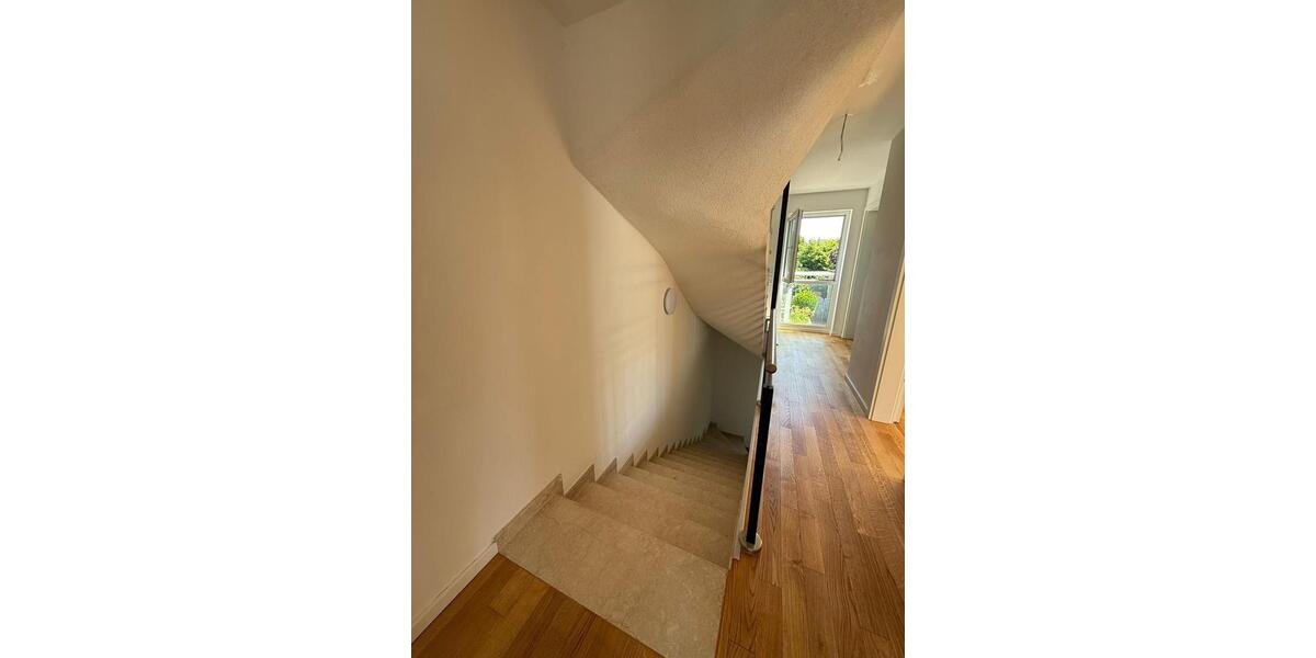 Etagenwohnung Frankfurt am Main West - 4 Zimmer, 113 m&sup2;, 838&euro; | Angebot:24767898