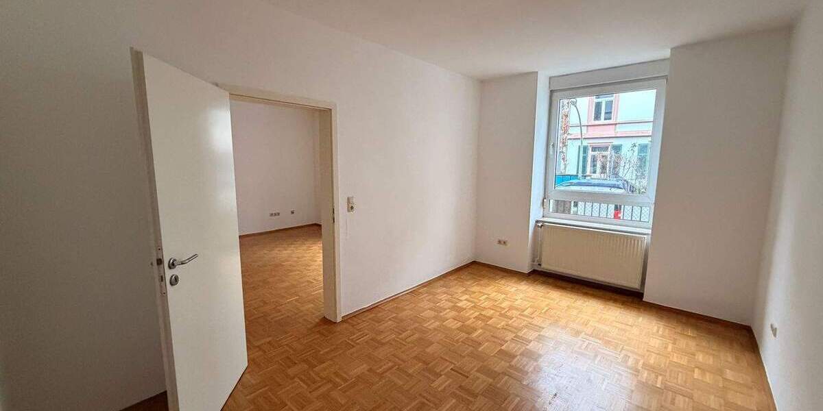 Etagenwohnung Frankfurt am Main Nordend-West - 3 Zimmer, 80 m&sup2;, 1.480&euro; | Angebot:25690966
