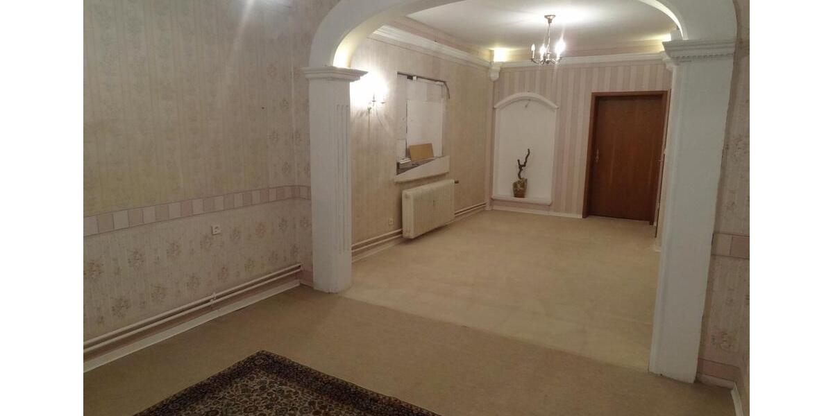Einfamilienhaus Frankfurt am Main - 14 Zimmer, 320 m&sup2;, 1.850.000&euro; | Angebot:26448554