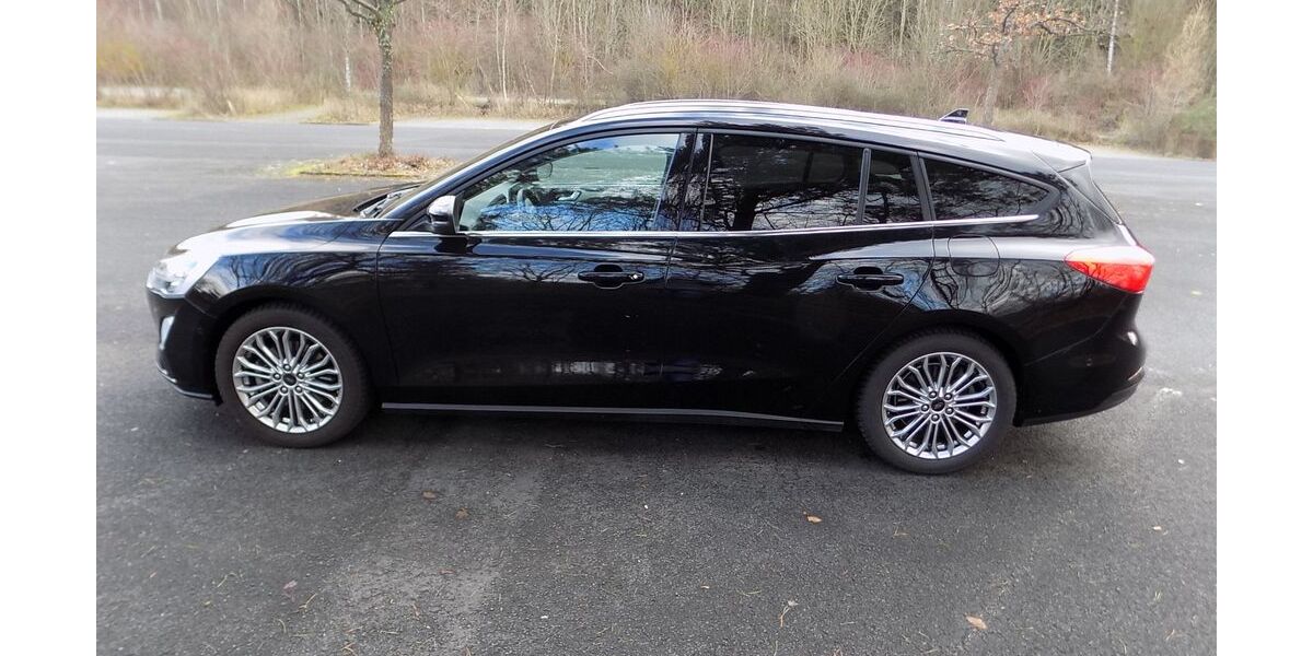 Ford Focus 51.000 km 15.500 &euro; Neu-Anspach 61267
