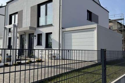 Haus Frankfurt am Main Bonames - 5 Zimmer, 121 m&sup2;, 850.000&euro; | Angebot:25635735