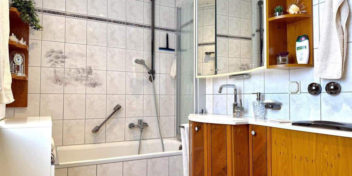 Reihenmittelhaus Offenbach Rumpenheim - 5 Zimmer, 125 m&sup2;, 469.000&euro; | Angebot:25746360