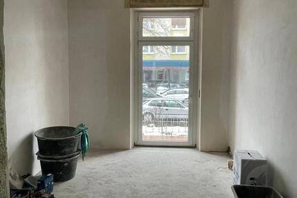 Exklusiver Erstbezug nach Sanierung – 4-Zimmer-EG-Wohnung mit Balkon 4 zimmer