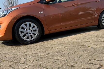 Hyundai i30 75.965 km 6.999 &euro; Hanau 63452