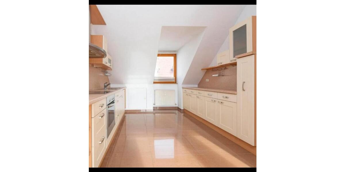 Dachgeschoßwohnung Groß-Zimmern Zimmern - 3.5 Zimmer, 120 m&sup2;, 1.650&euro; | Angebot:25396543