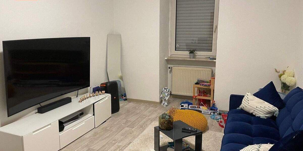 Investitionsperle in Frankfurt-Fechenheim: Vollvermietetes Mehrfamilienhaus mit 8 Einheiten zimmer