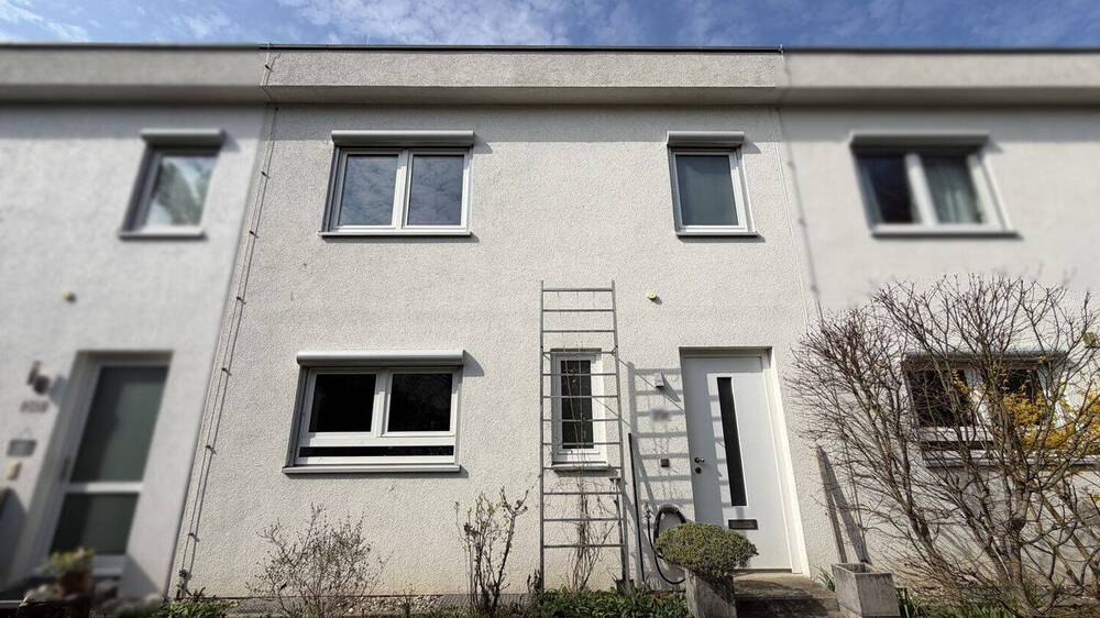 Reihenmittelhaus Frankfurt am Main Ginnheim - 4 Zimmer, 155 m&sup2;, 1.120.000&euro; | Angebot:25926993