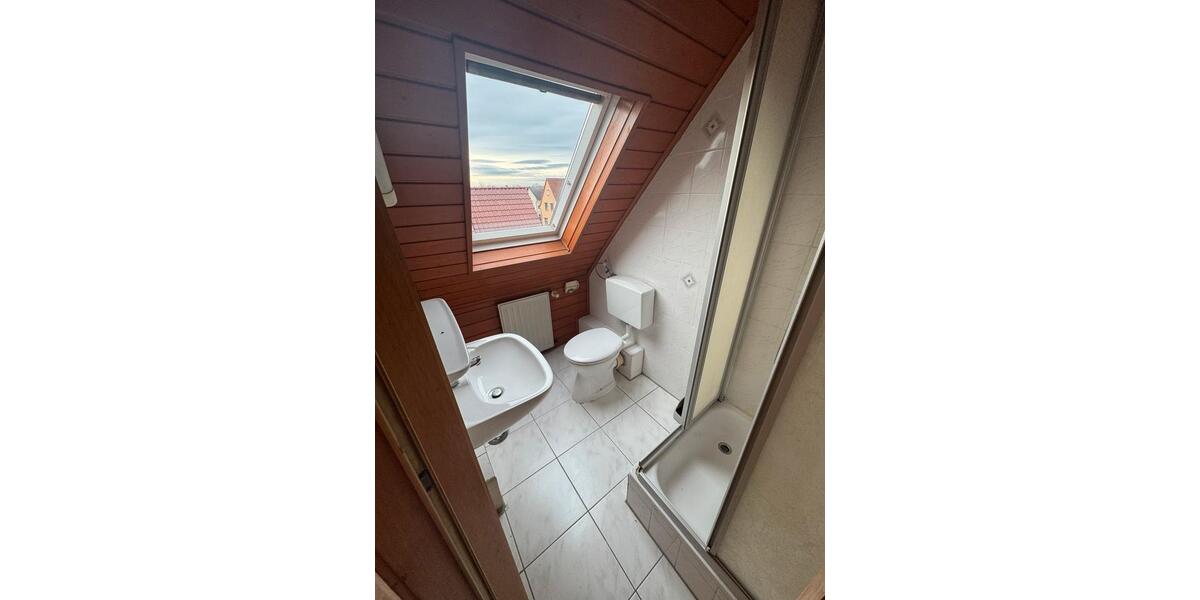 Etagenwohnung Büttelborn - 6 Zimmer, 93 m&sup2;, 1.250&euro; | Angebot:25379359