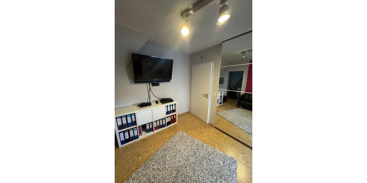 Doppelhaushälfte Rüsselsheim am Main - 4.5 Zimmer, 114 m&sup2;, 1.800&euro; | Angebot:25399110