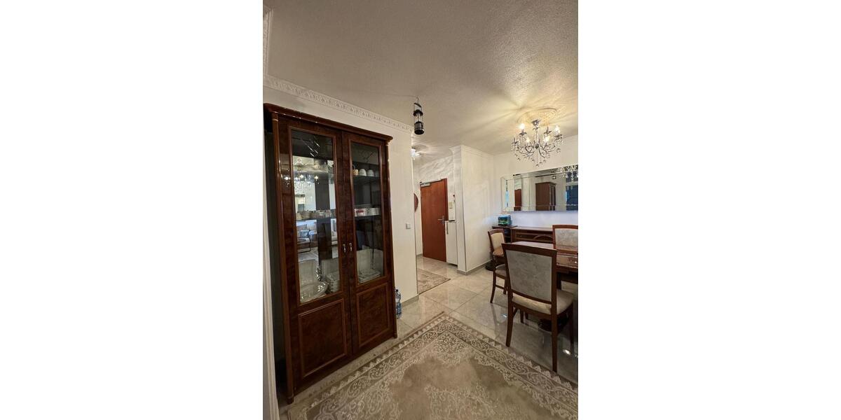 Etagenwohnung Hattersheim am Main - 3 Zimmer, 81 m&sup2;, 300.000&euro; | Angebot:26982260