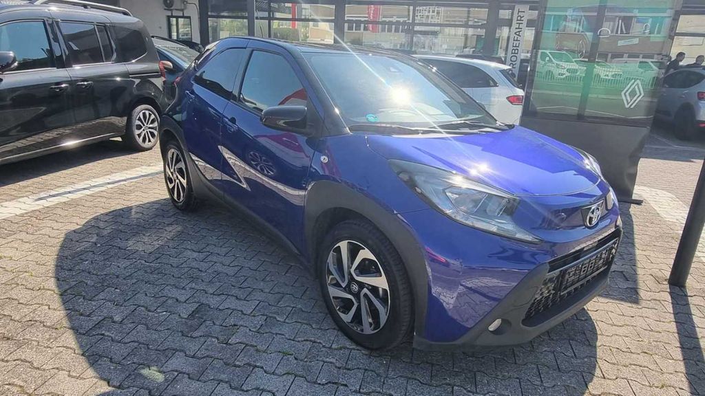Toyota Aygo (X) 17.928 km 13.970 &euro; Hanau 63452