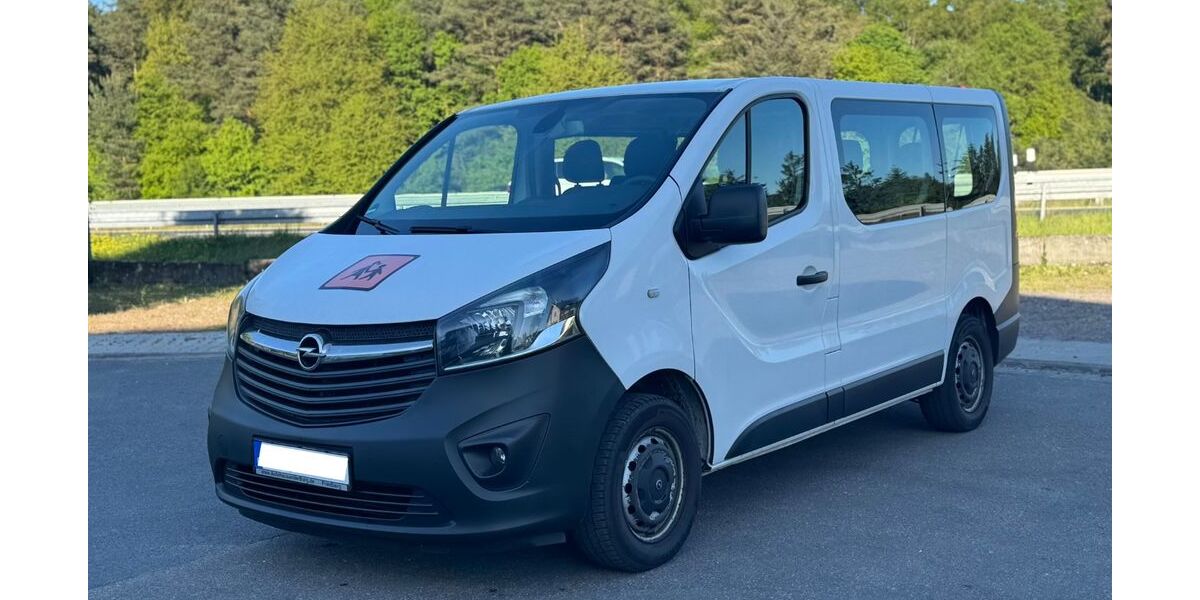 Opel Vivaro 184.500 km 8.999 &euro; Dreieich 63303