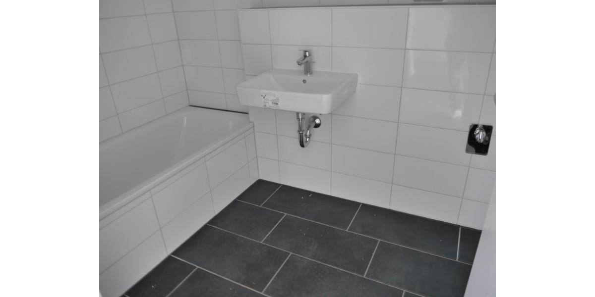 Etagenwohnung Obertshausen - 3 Zimmer, 74 m&sup2;, 819&euro; | Angebot:25792622