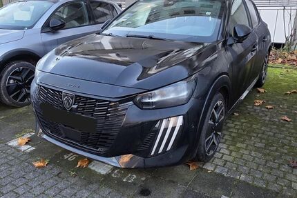 Peugeot 208 16.402 km 20.180 &euro; Rüsselsheim 65428