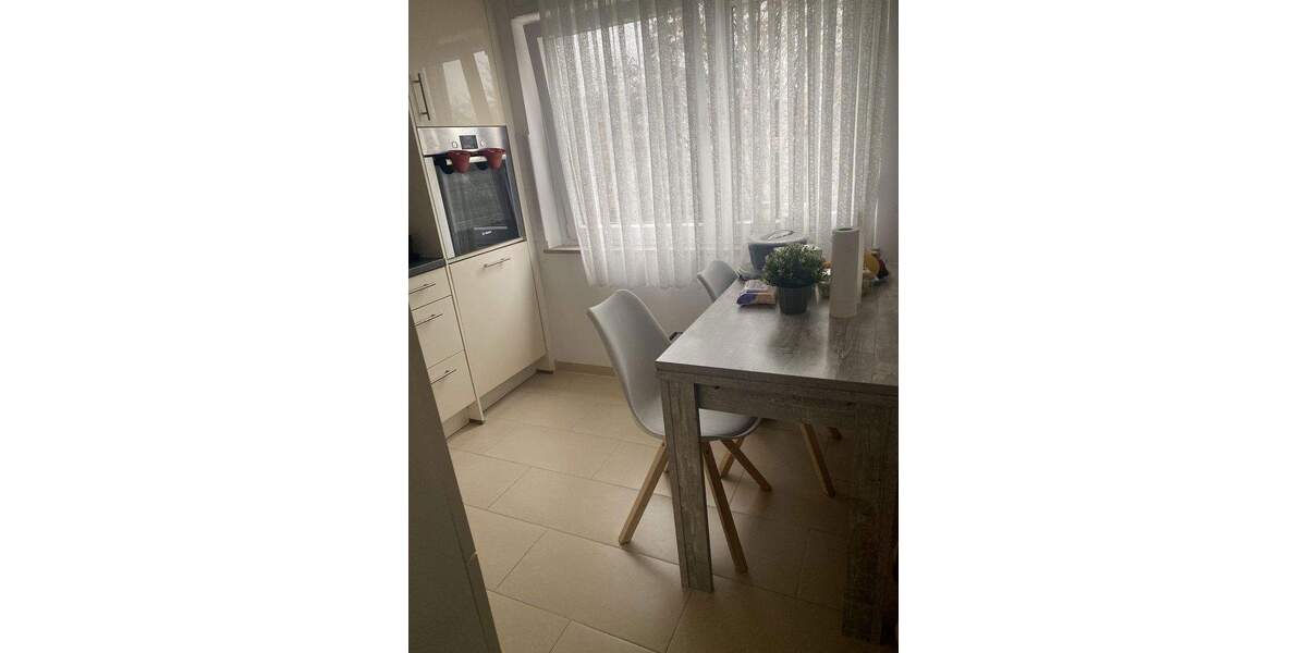 Etagenwohnung Frankfurt Nied - 2 Zimmer, 63 m&sup2;, 1.070&euro; | Angebot:25430815