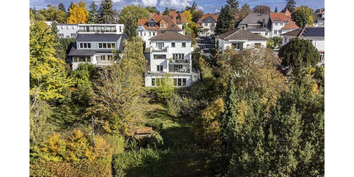 Einfamilienhaus Frankfurt am Main Mitte-Nord - 10 Zimmer, 285 m&sup2;, 1.950.000&euro; | Angebot:26914475