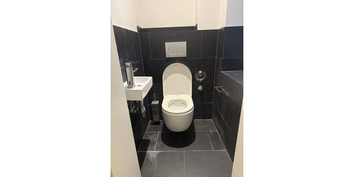 Saniertes Stadthaus FFM-Höchst-Nähe Bahnhof 4 zimmer