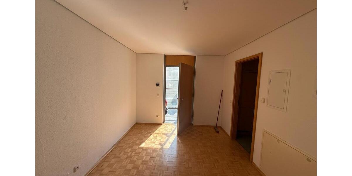 Etagenwohnung Frankfurt am Main Innenstadt 1 - 3 Zimmer, 102 m&sup2;, 1.810&euro; | Angebot:26296790
