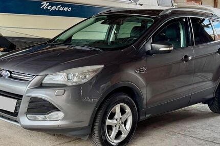 Ford Kuga 245.000 km 6.900 &euro; Maintal 63477