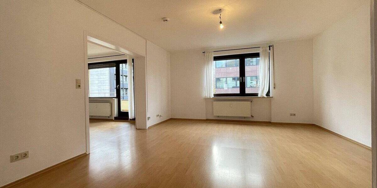 Etagenwohnung Frankfurt am Main Westend-Süd - 4 Zimmer, 120 m&sup2;, 1.990&euro; | Angebot:26903717