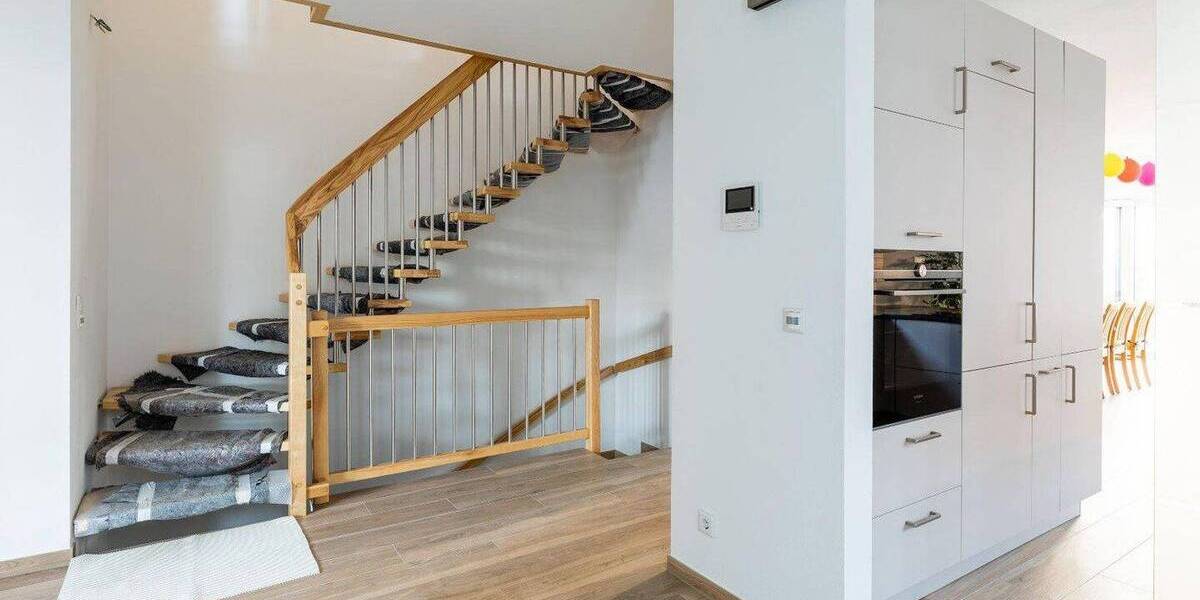 Doppelhaushälfte Neuberg Ravolzhausen - 5 Zimmer, 155 m&sup2;, 2.200&euro; | Angebot:26879405