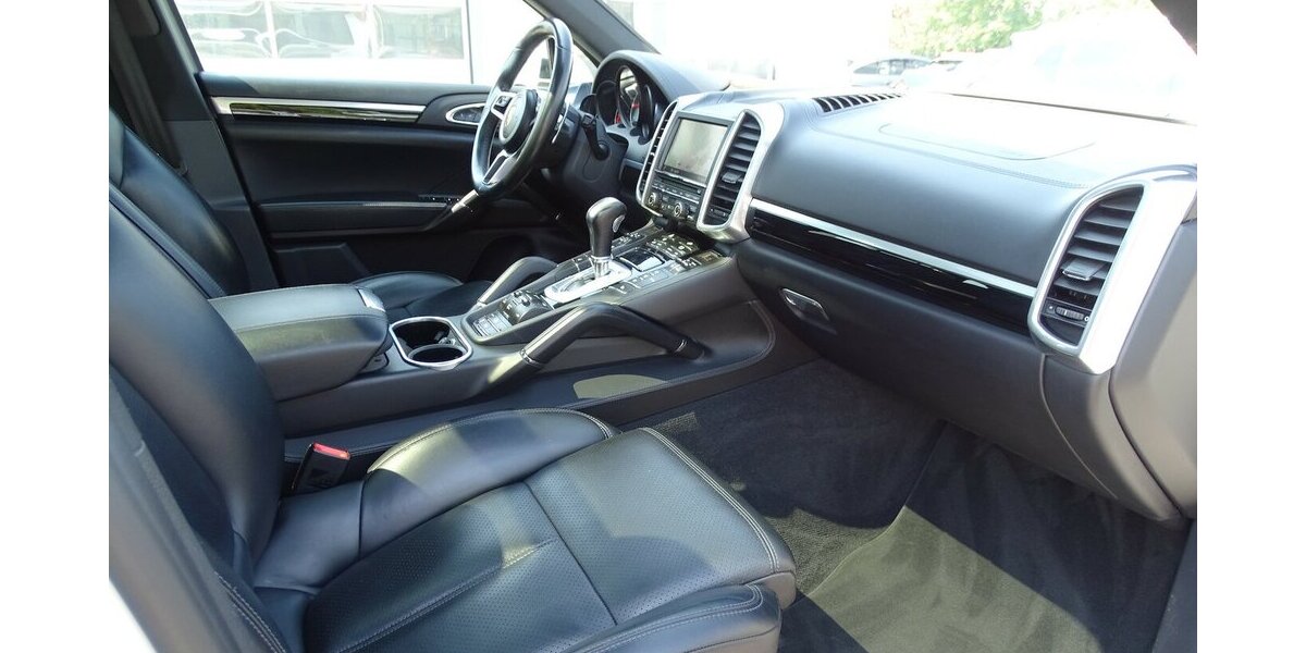Porsche Cayenne S 4,2l Diesel Pano, Navi, 21 Zoll, Standhe 232.000 km 21.590 &euro; Rodgau 63110