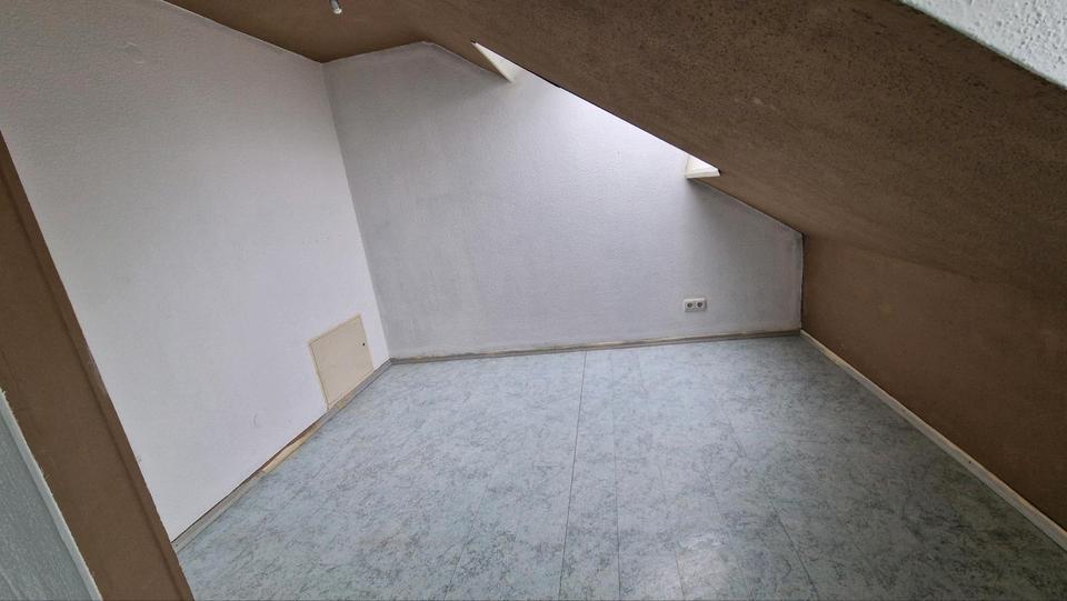 Dachgeschoßwohnung Roßdorf - 2 Zimmer, 55 m&sup2;, 850&euro; | Angebot:25718522
