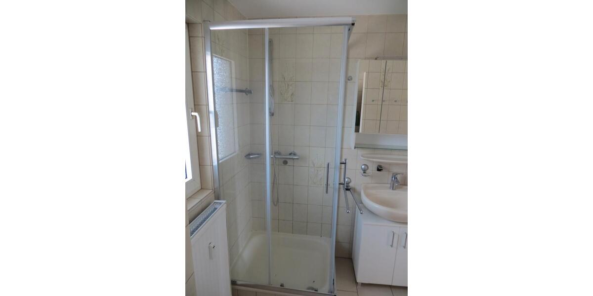 Etagenwohnung Hasselroth - 3 Zimmer, 95 m&sup2;, 890&euro; | Angebot:26493495