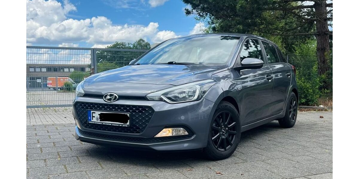 Hyundai i20 95.500 km 8.900 &euro; Frankfurt am Main 60528