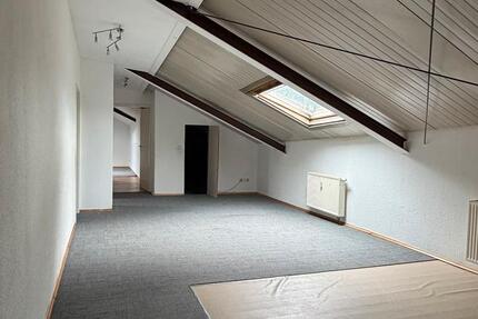 Wohnung Griesheim - 4 Zimmer, 120 m&sup2;, 1.290&euro; | Angebot:27572370