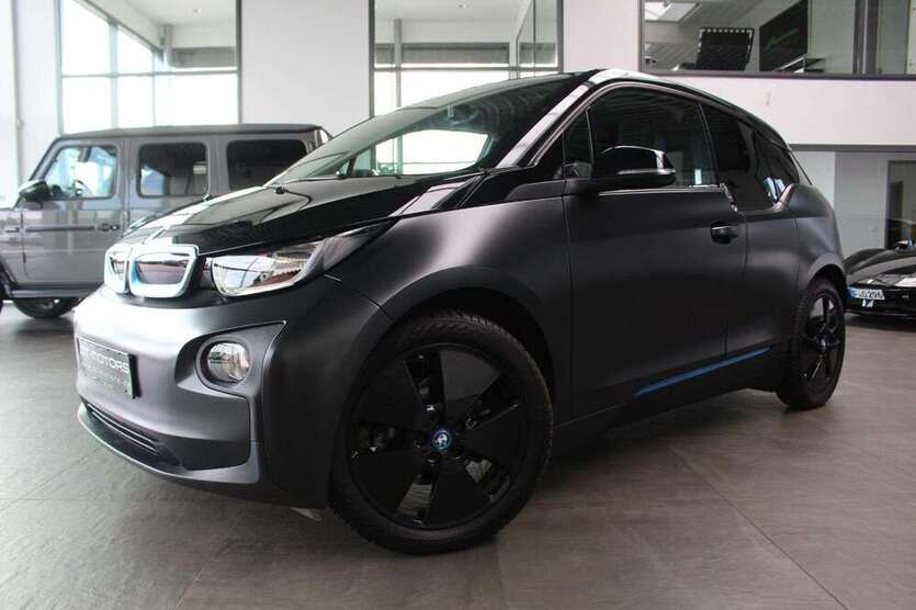 i3