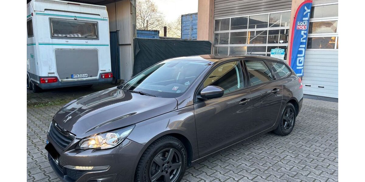 Peugeot 308 110.000 km 6.987 &euro; Frankfurt am Main 65933