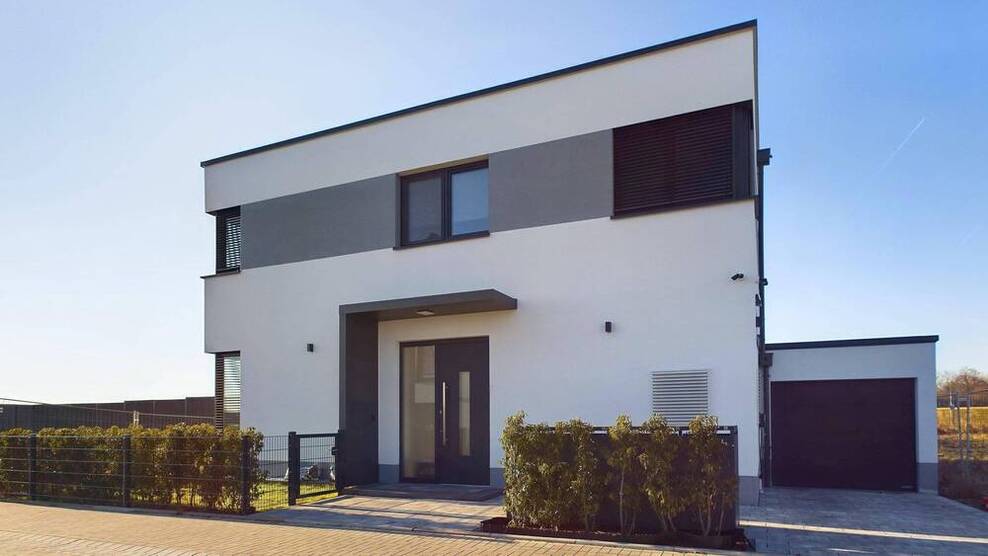 Licht, Luft & Luxus - Designhaus mit 6 Zimmern in Wiesbaden-Nordenstadt.