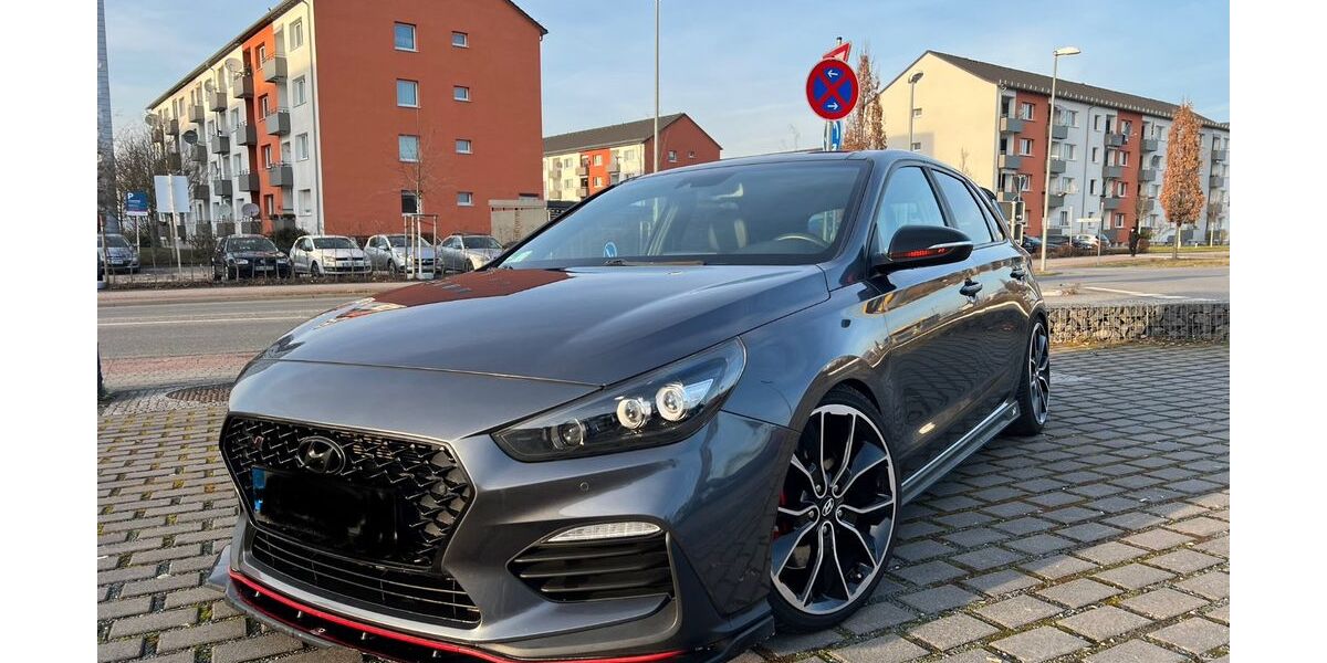 Hyundai i30 95.000 km 21.500 &euro; Frankfurt am Main 60528