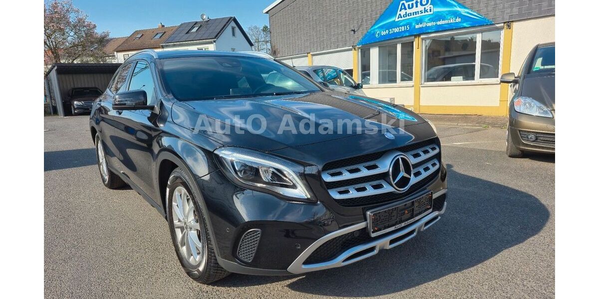 Mercedes-Benz GLA 250 29.000 km 22.890 &euro; Liederbach 65835
