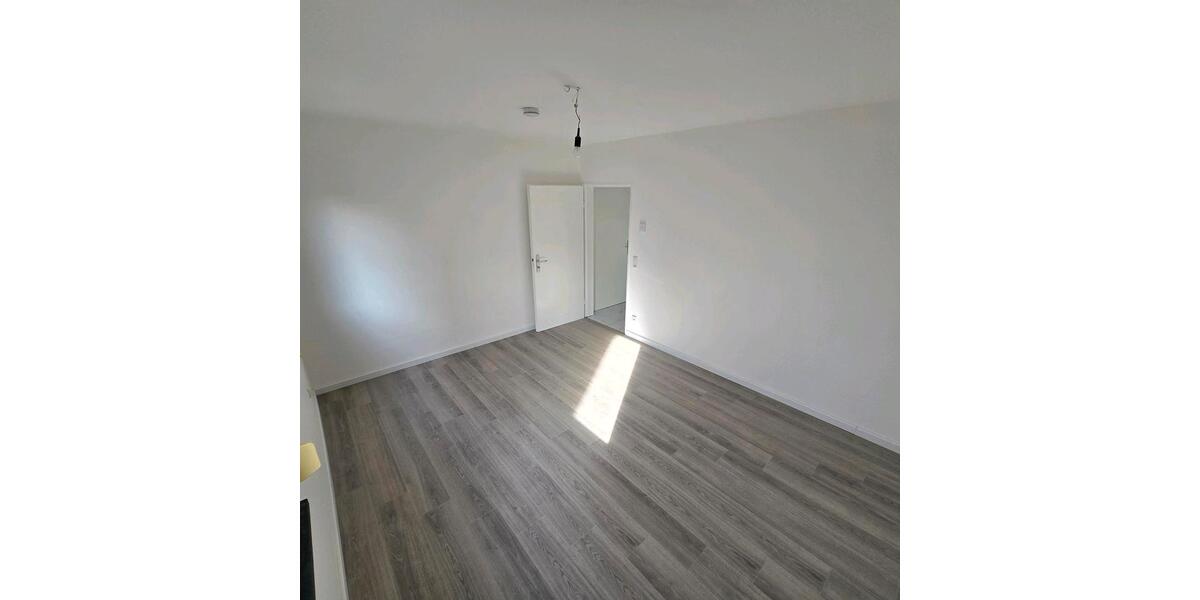 Erdgeschoßwohnung Frankfurt am Main Sossenheim - 3 Zimmer, 75 m&sup2;, 1.505&euro; | Angebot:26049635