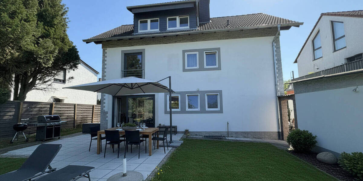 Mehrfamilienhaus, Wohnhaus Bad Vilbel - 8 Zimmer, 181 m&sup2;, 880.000&euro; | Angebot:26451854