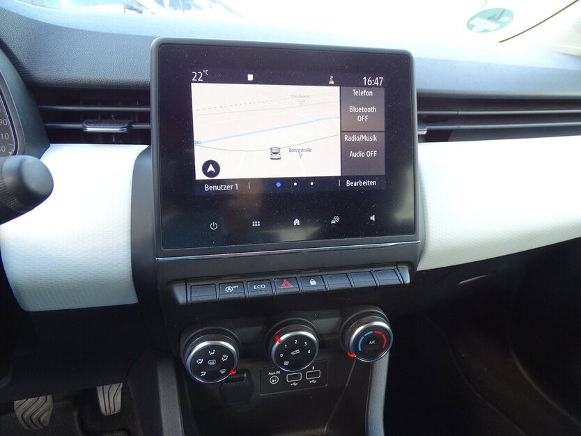 Renault Clio 1,0l Evolution Navi Rückfahrkamera, Einparkhi 31.015 km 12.990 € Rodgau 63110