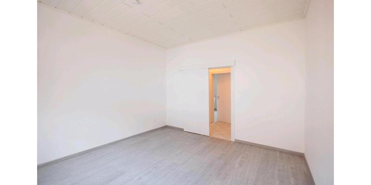 Etagenwohnung Hanau Lamboy - 3 Zimmer, 70 m&sup2;, 1.150&euro; | Angebot:25656921
