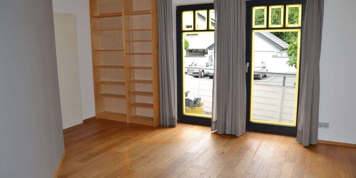 Etagenwohnung Obertshausen - 2 Zimmer, 75 m&sup2;, 850&euro; | Angebot:26897891