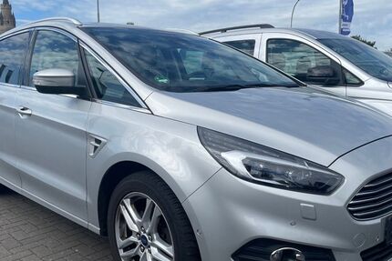 Ford S-Max 85.745 km 21.999 € Friedberg (Hessen) 61169