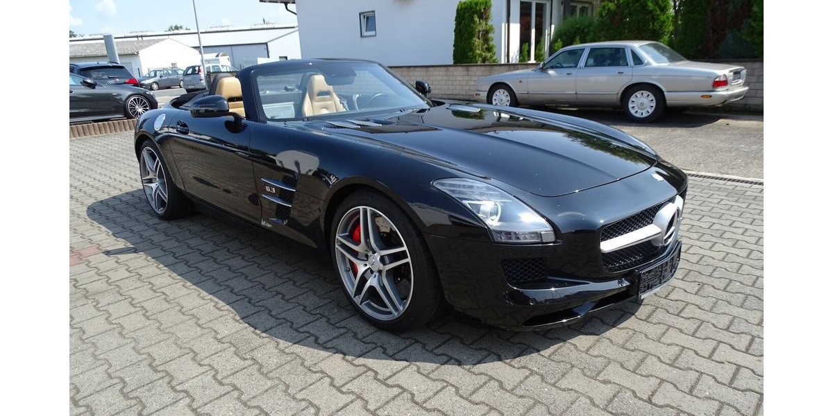 Mercedes-Benz SLS AMG Roadster Leder Exclusiv - Beige Zierel.-Pa 30.000 km 169.990 € Rodgau 63110