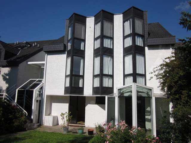 Haus zum Kaufen in Darmstadt 929.000 € 377.95 m²
