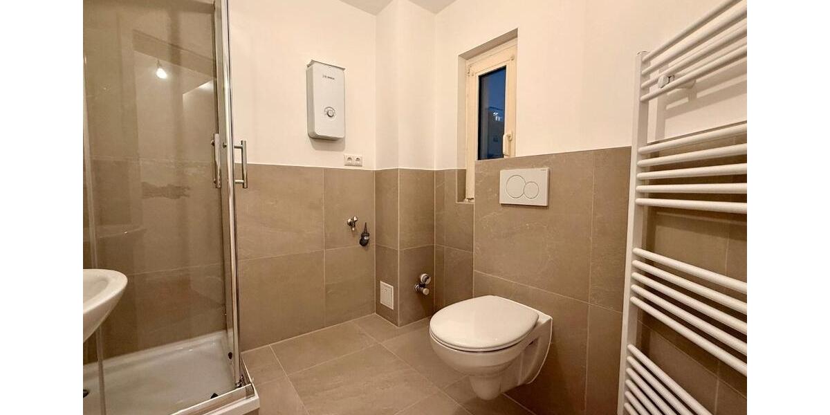 Dachgeschoßwohnung Hanau - 2 Zimmer, 60 m&sup2;, 208.000&euro; | Angebot:27122479