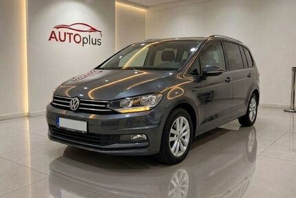 VW Touran 135.000 km 14.599 &euro; Kelkheim 65779